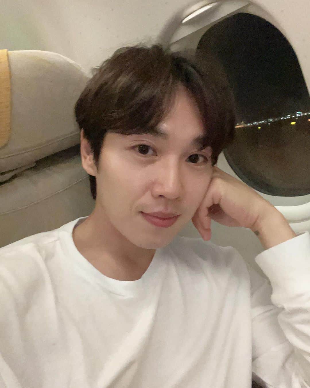 イ・ソクフンのインスタグラム：「6/1~6/5 Saipan 다시 갈지도 촬영차 다녀올게요😁」