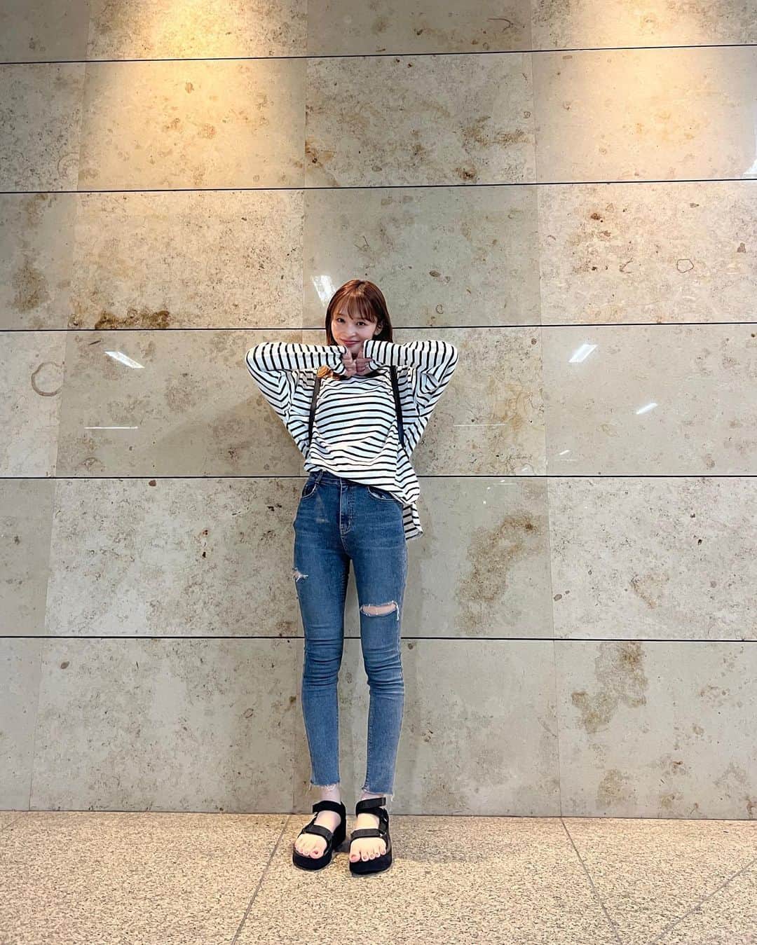 神部美咲のインスタグラム：「収録おーわーりー♡  ビールがのみたいなぁ🍻」