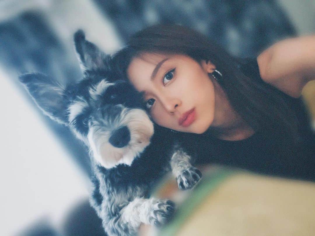 山川 二千翔のインスタグラム：「🐶🖤」