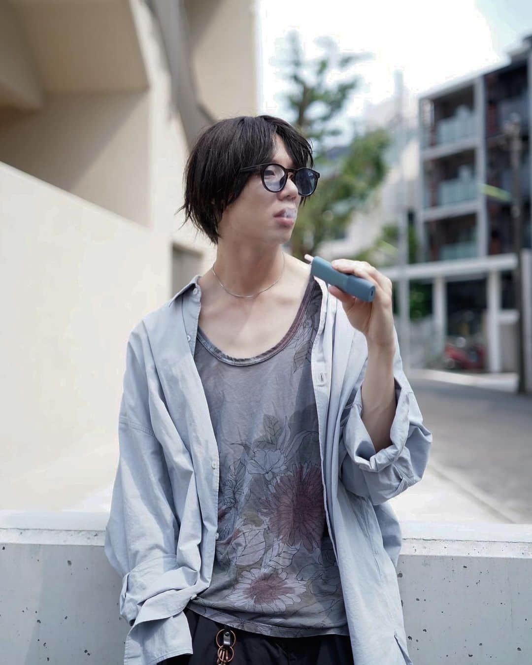 佐藤駿さんのインスタグラム写真 - (佐藤駿Instagram)「. 普段吸わない人でもタバコの様に楽しめる@nfree_official_jpを試してみました！ ニコチンフリーでフレーバーも充実してるから色んな人が楽しめる加熱式タバコです！ 個人的にmentholがすごく好きです。  是非試してみてくださいっ #pr #nfree #エヌフリー #禁煙 #禁煙グッズ #nfreeメンズ #加熱式タバコ #エヌフリーティア #NFREEタイム」5月31日 21時50分 - shun_6_20