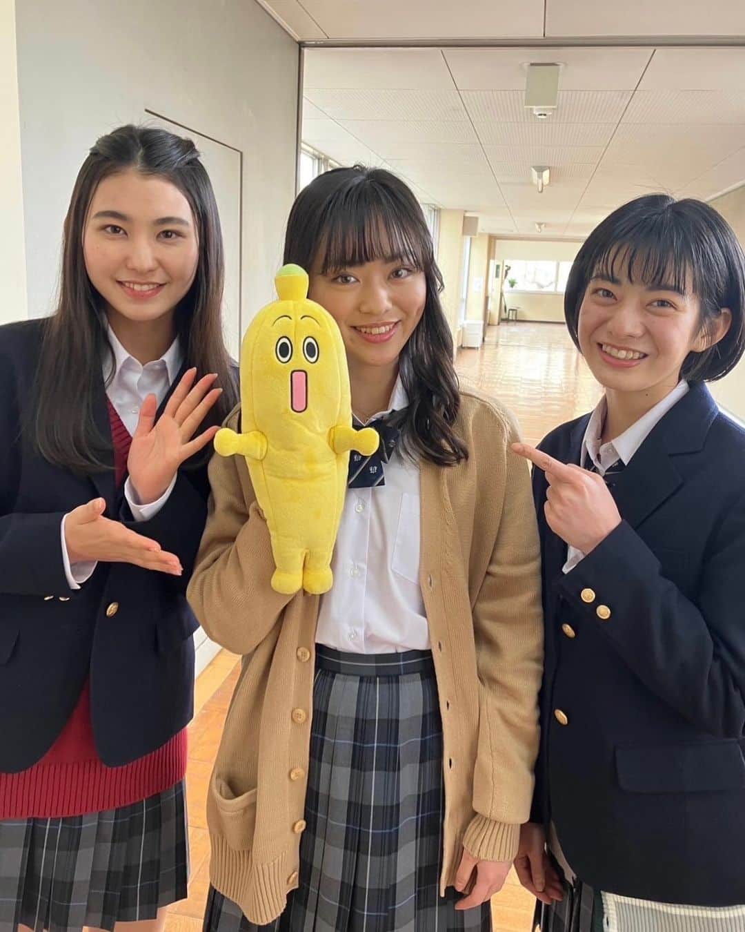 深尾あむのインスタグラム：「ドラマ「私と夫と夫の彼氏」いよいよ本日からテレビ東京にて地上波放送されます！ すでにParaviでチェックしてくださった方も、まだみてないよ〜って方も是非みていただけると嬉しいです。 #私と夫と夫の彼氏」