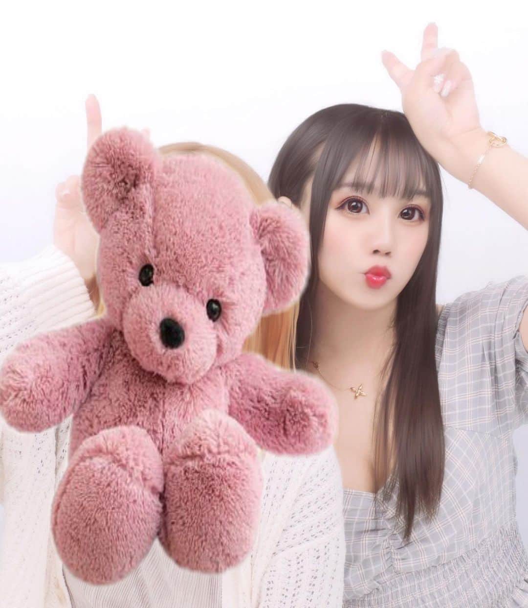 奇跡のインスタグラム：「んで、大親友と プリ撮ったよと🫶🫶🫶  #声優 #声優さん好きな人と繋がりたい #声真似 #voice #voiceactor #voice #anime #animation #アニメ  #photo #japanese #japan #instagood #instagram #instapic #happy #goodday #beauty #beautiful #youtube #tiktok #twitter #influencer #love #smile #cute #philippines #fit #fitness #summer #gym」