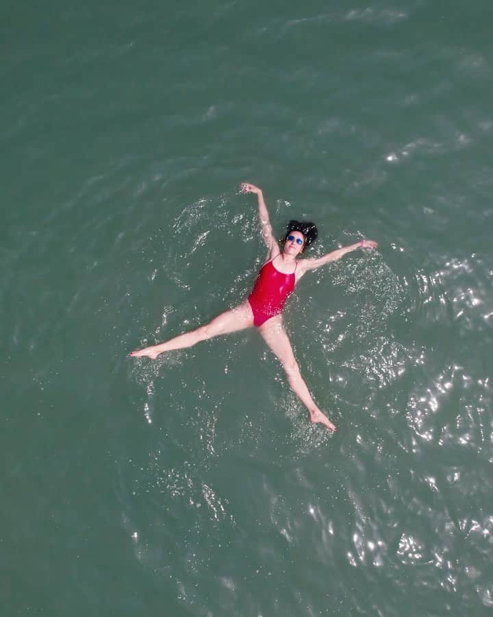 のインスタグラム：「Dead Sea. Now you see me...」