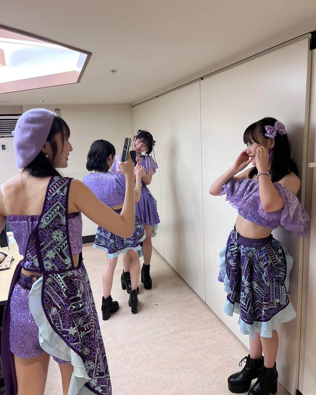 植村あかりさんのインスタグラム写真 - (植村あかりInstagram)「⁡ ⁡ ⁡ 開演前と終演後 ⁡ ⁡ #juicejuice#10thjuice」5月31日 22時26分 - akari_uemura.official