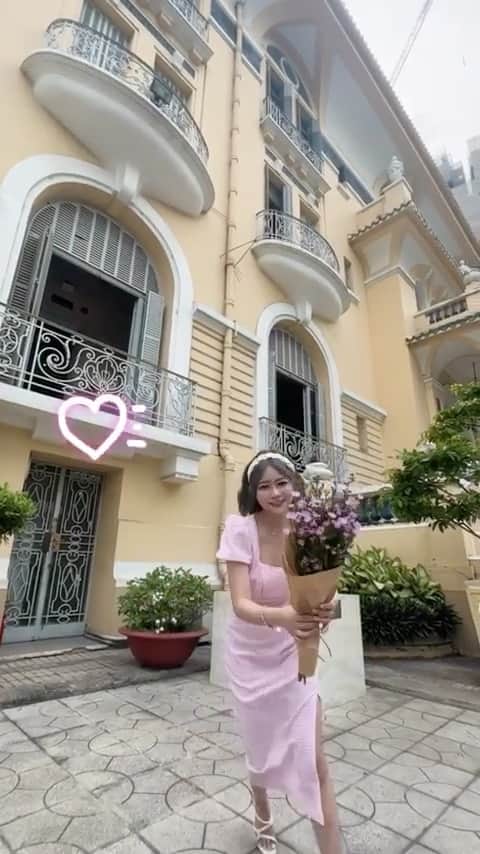 徐薇涵（Wei Han Xu）のインスタグラム：「每趟旅行能不能都剪一個Reels呢 我努力一下🤣 🇻🇳集合了幾個拍照景點 還有手動轉場模式 好像蠻可愛的(❁´ω`❁)*✲ﾟ* #越南 #🇻🇳 #vietnam #海豚游到越南」