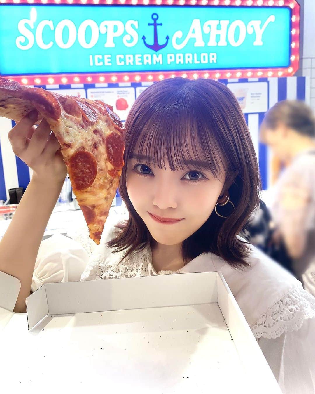 落合希来里さんのインスタグラム写真 - (落合希来里Instagram)「Netflix popup 🍕🍕🍕  #netflix #pizza #icecream #delicious」5月31日 22時30分 - _ochiaikirari_