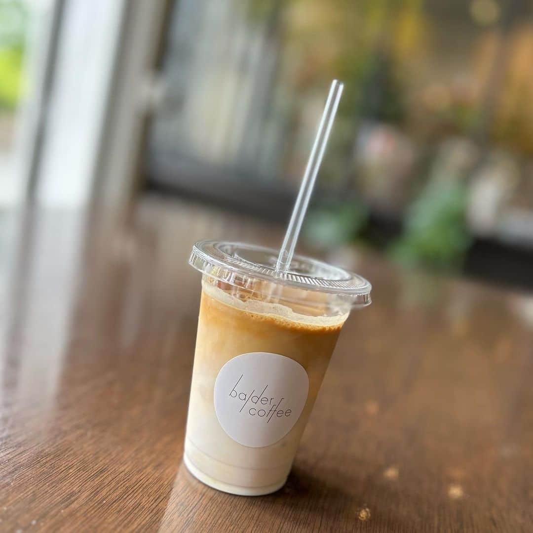 Moeのインスタグラム：「. 和歌山のおしゃれカフェ☕️ . ここだけ時間がゆっくり 流れてる気がした🌱 カフェラテも美味しかった☕️ . . #baldercoffee #和歌山市 #和歌山県 #和歌山カフェ #和歌山グルメ #おしゃれカフェ #カフェ巡り #関西ドライブ  #和歌山観光 #和歌山旅行」