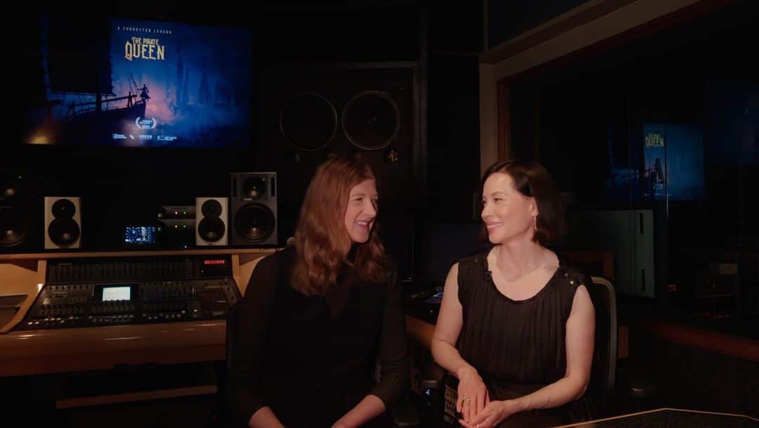 ルーシー・リューのインスタグラム：「Got along with @eloise.singer like a house on fire! Filled with pride to be working alongside female-led @singerstudiosuk to bring new life to a forgotten story about Cheng Shih - a fascinating woman, who with resilience and tenacity, became a powerful pirate leader during the Qing Dynasty.  #thepiratequeen #vrgaming」