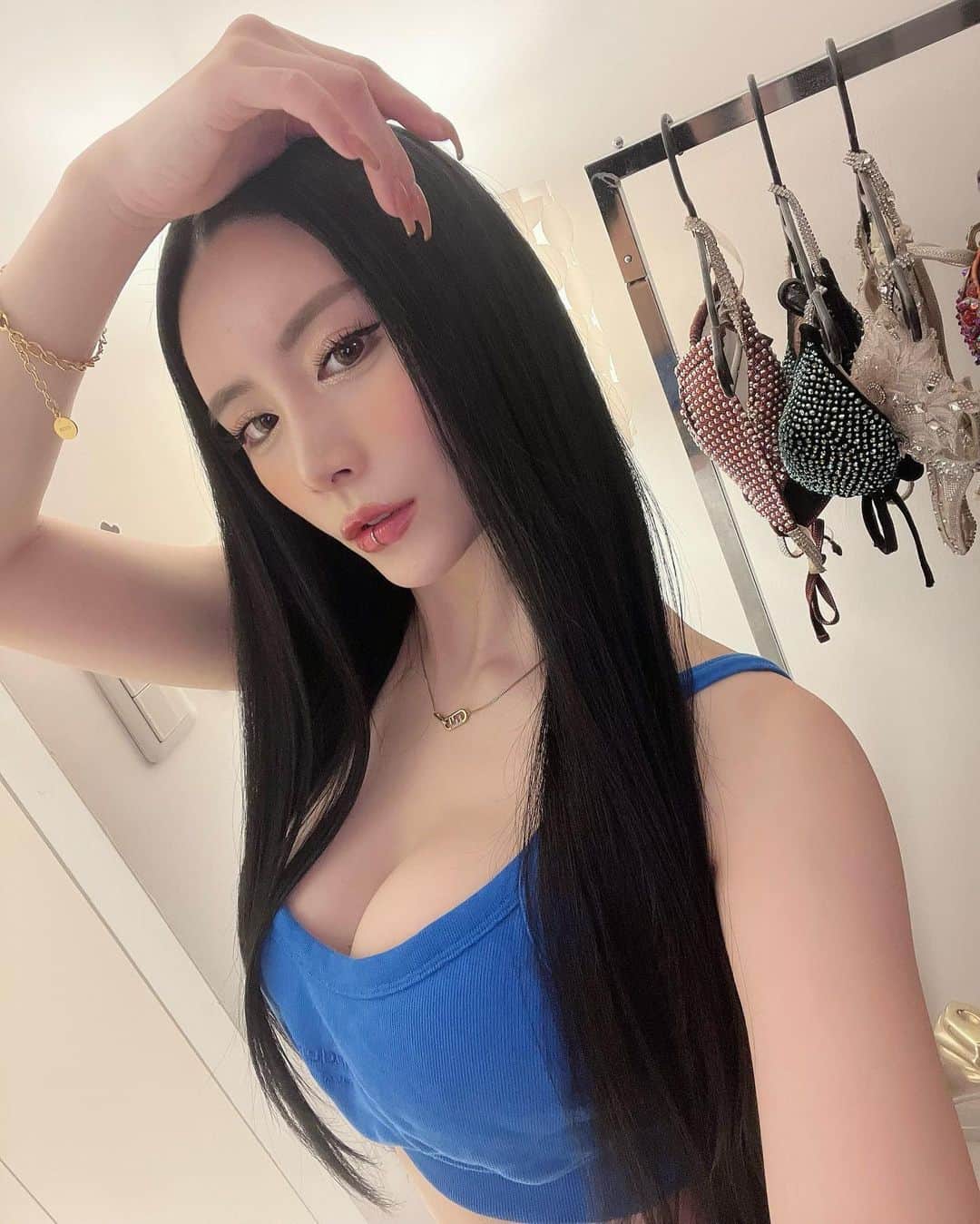中村真央のインスタグラム：「🫧🩵」