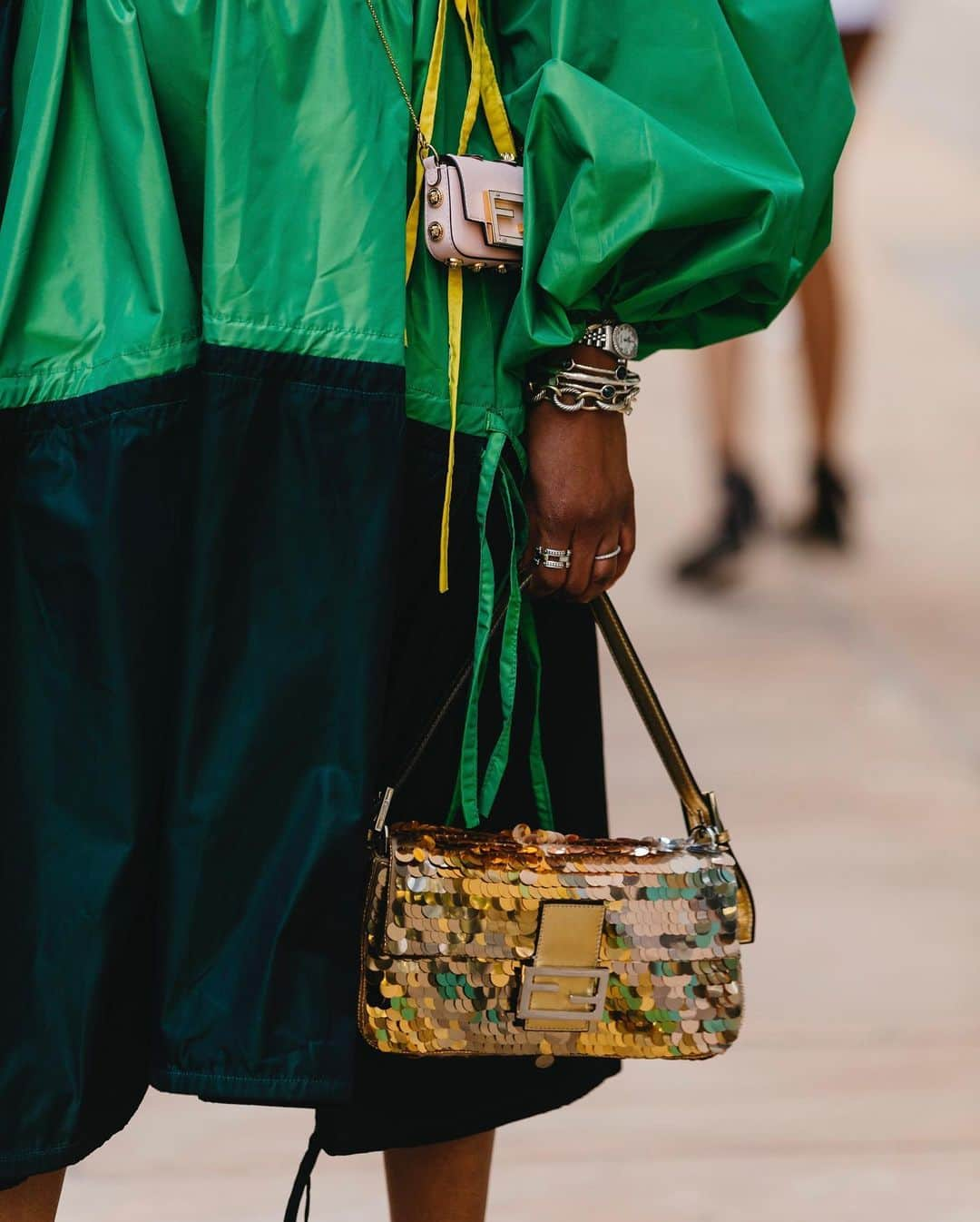 Blonde Saladさんのインスタグラム写真 - (Blonde SaladInstagram)「Some Summer fashion inspo from the coolest New York Street Style 🌞✨  📸 Imaxtree   #SummerStyle #Bags #Accessories #StreetStyle #TheBlondeSalad」6月1日 0時26分 - theblondesalad