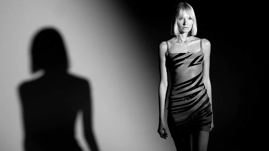 ジトロワのインスタグラム：「LIGHTS ON our new collection available on jitrois.com #Jitrois Thanks @sofiasilvanas Sounds @scratchclart @calistakazuko」