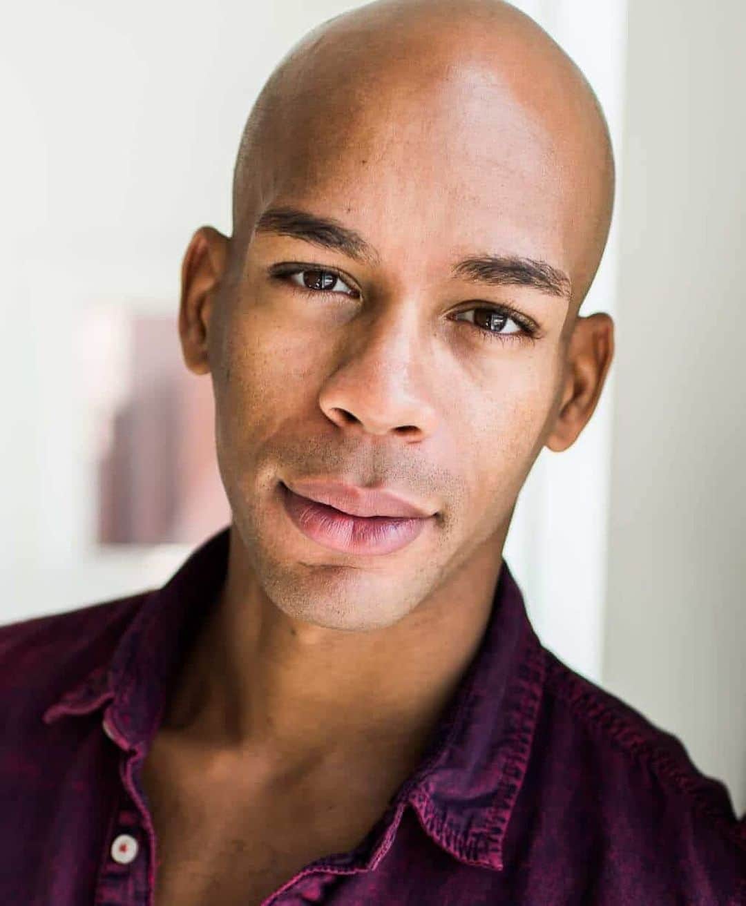 マイケル・ジャクソンのインスタグラム：「Kyle DuPree is a swing member of the @mjthemusical cast. He has been seen in the national tours of the musicals of “Chicago” and “Mamma Mia!”.  Hit the link in stories to get your tickets now for Broadway performances through January 7th 2024.」