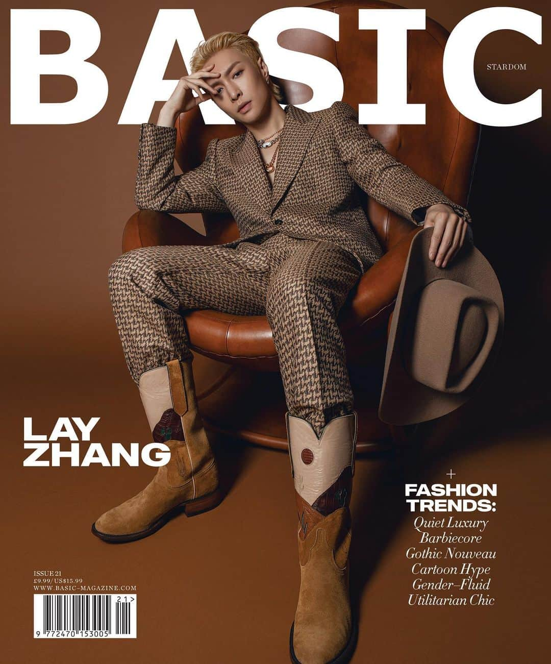 レイ さんのインスタグラム写真 - (レイ Instagram)「BASIC 21st issue #Stardom Cover Release starring Lay Zhang @layzhang   Pre-Order hard copy via Link in Bio  Presented by KOTTÉ STUDIO @kottestudio Photographer VIKTORIJA PASHUTA @viktorija_pashuta  Producer/CFO JACKSON CHONG @jacksonchong_ Stylist DAVE THOMAS @davethomasstyle Location COUP D’ETAT LOS ANGELES @coupdetatsf  Set Design DESIGN TONIK @designtonik PR: @millerpr    Suit DRIES VAN NOTEN @driesvannoten Boots NICK FOUGUET @nickfouguet Hat GLADYS TAMEZ MILLINERY @gladystamezmillinery  Necklaces AD.III @a_d_iii」6月1日 2時05分 - layzhang