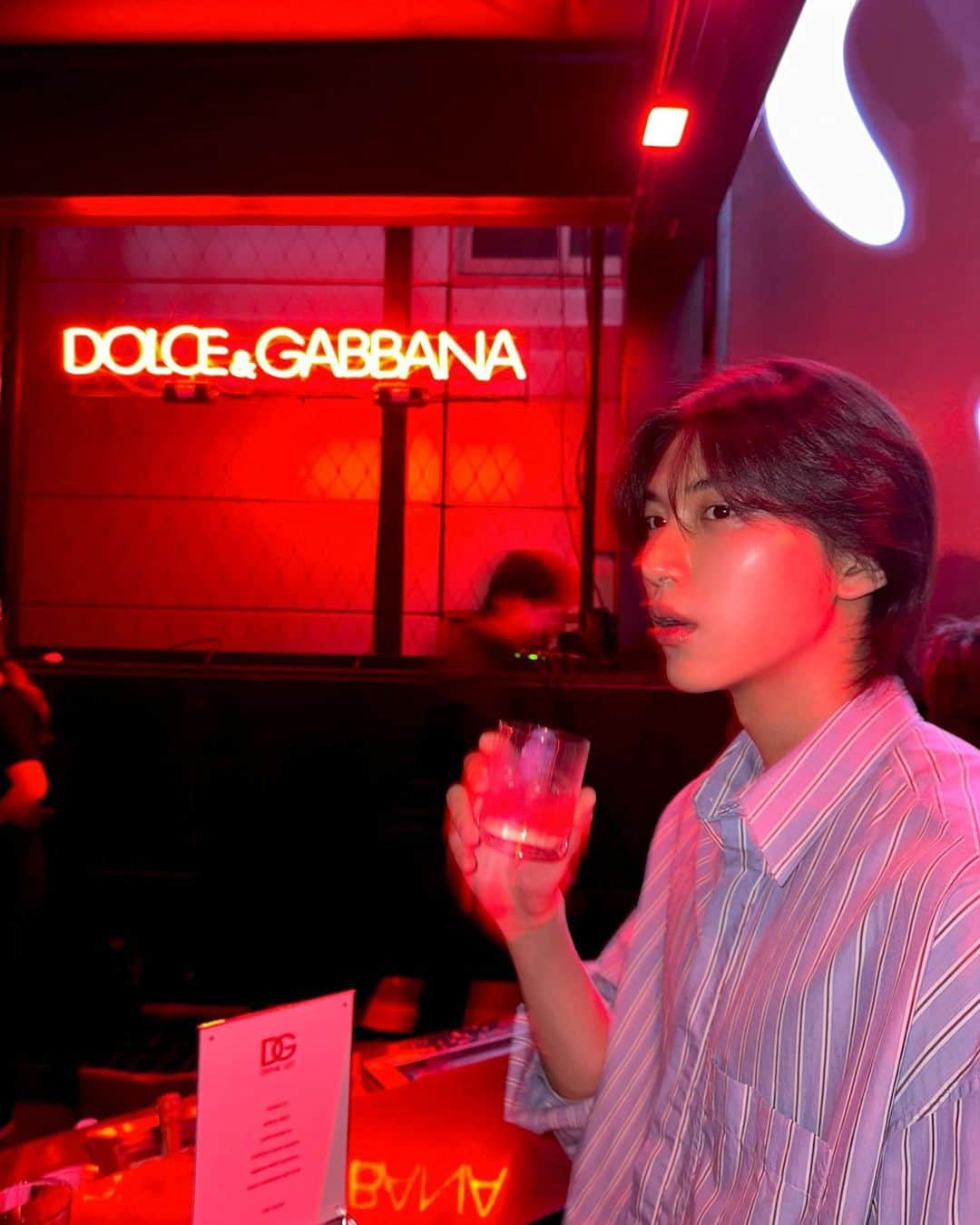 キム・インシクさんのインスタグラム写真 - (キム・インシクInstagram)「#dolcegabbana #돌체앤가바나」6月1日 2時11分 - taeikeem