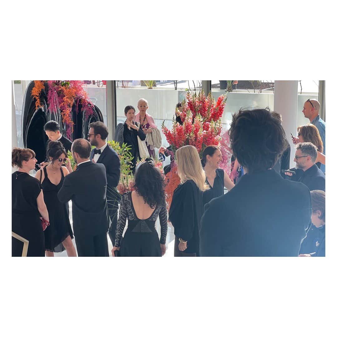 塩谷瞬さんのインスタグラム写真 - (塩谷瞬Instagram)「festival de  Cannes  Respect Actor 愛するソンガンホ様とお話しさせて頂きました。 一歩踏み出すことで世界が広がる。  사랑하는 성강호님과  #ソンガンホ #송강호 #SongGangho @shunshioya_official  @cannes_filmfestival」6月1日 2時17分 - shunshioya_official