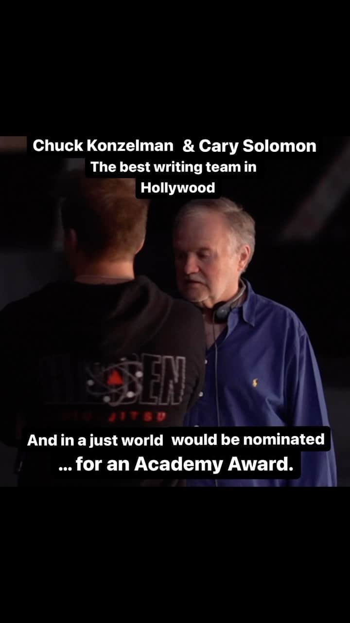 ショーン・パトリック・フラナリーのインスタグラム：「Chuck Konzelman & Cary Solomon’s script for NEFARIOUS was the most meticulously designed, cultivated & manicured set of words to have ever befallen me as an actor. Bar none. The film is still in theaters, but it also begins it’s streaming run Friday, June 2nd. Watch it… and you’ll agree. If they are not nominated… the fix is in. Hope y’all enjoy. Godspeed all.」