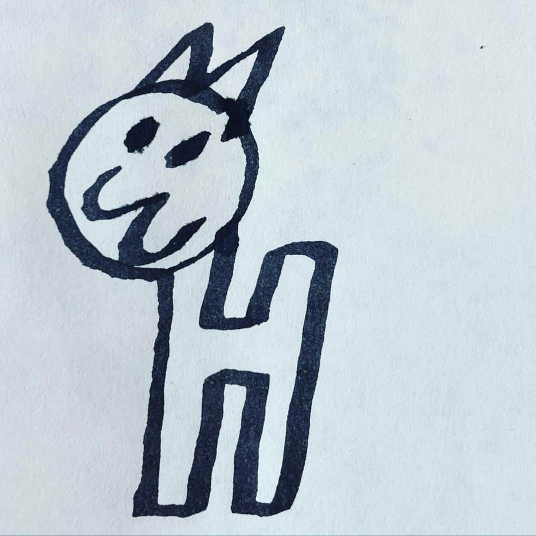 Jason G. Sturgillのインスタグラム：「I’m giving a workshop in the fall called “I can’t draw (let me show you how).   It’s based on the idea that I’ve posted before, that if you can write the alphabet you can draw. I grew up thinking I couldn’t draw, when I started to in my late 30s I realized drawing is just shapes. We all know how to draw the alphabet therefore we have all the shapes we need.   Here’s my weird dog made from an H some Os a W and an M.」