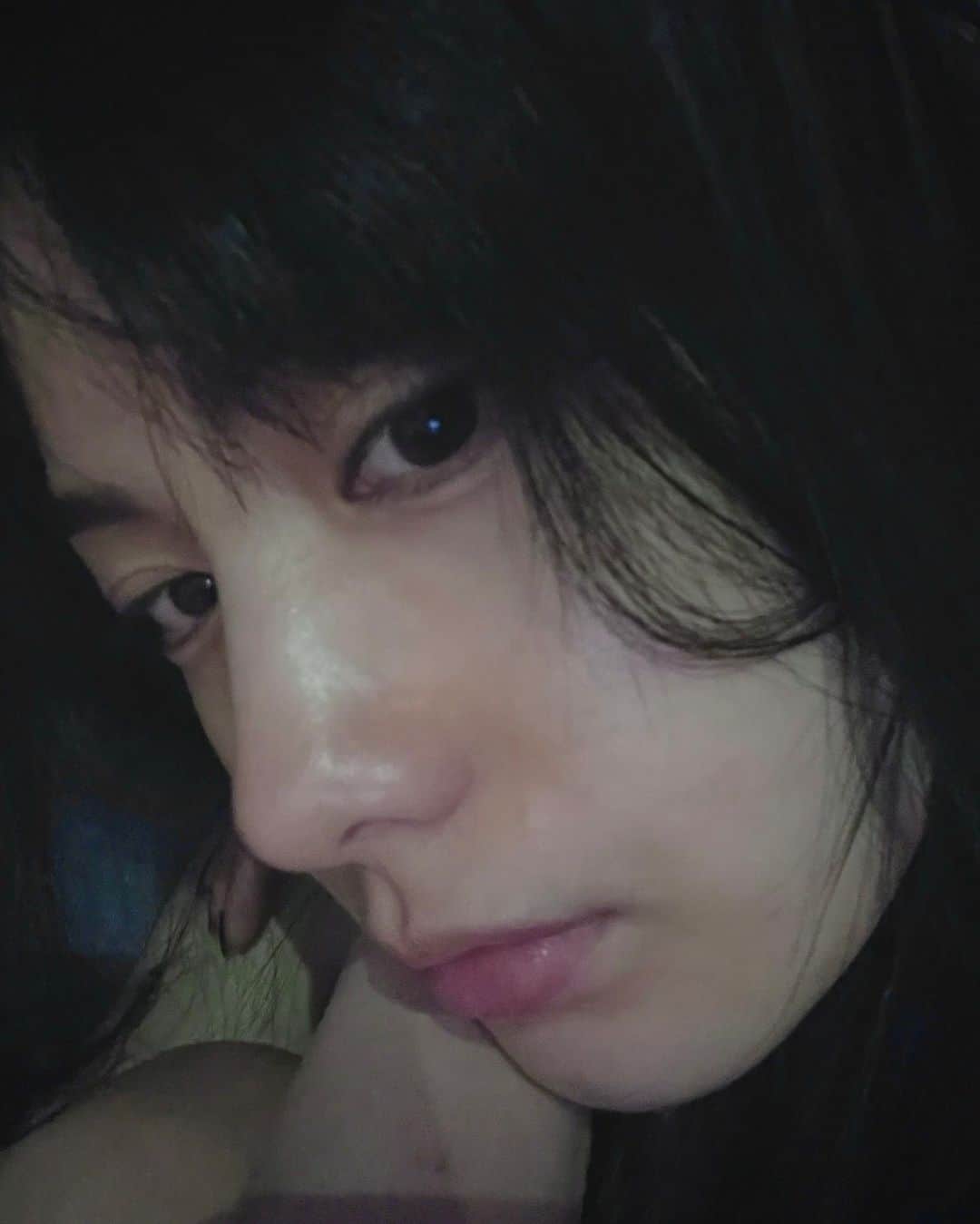 ナナ さんのインスタグラム写真 - (ナナ Instagram)「ㅎr두리감성..📼🍒.. 시ㅁ심해서그냥, 니눈내눈 냥냥」6月1日 15時03分 - jin_a_nana