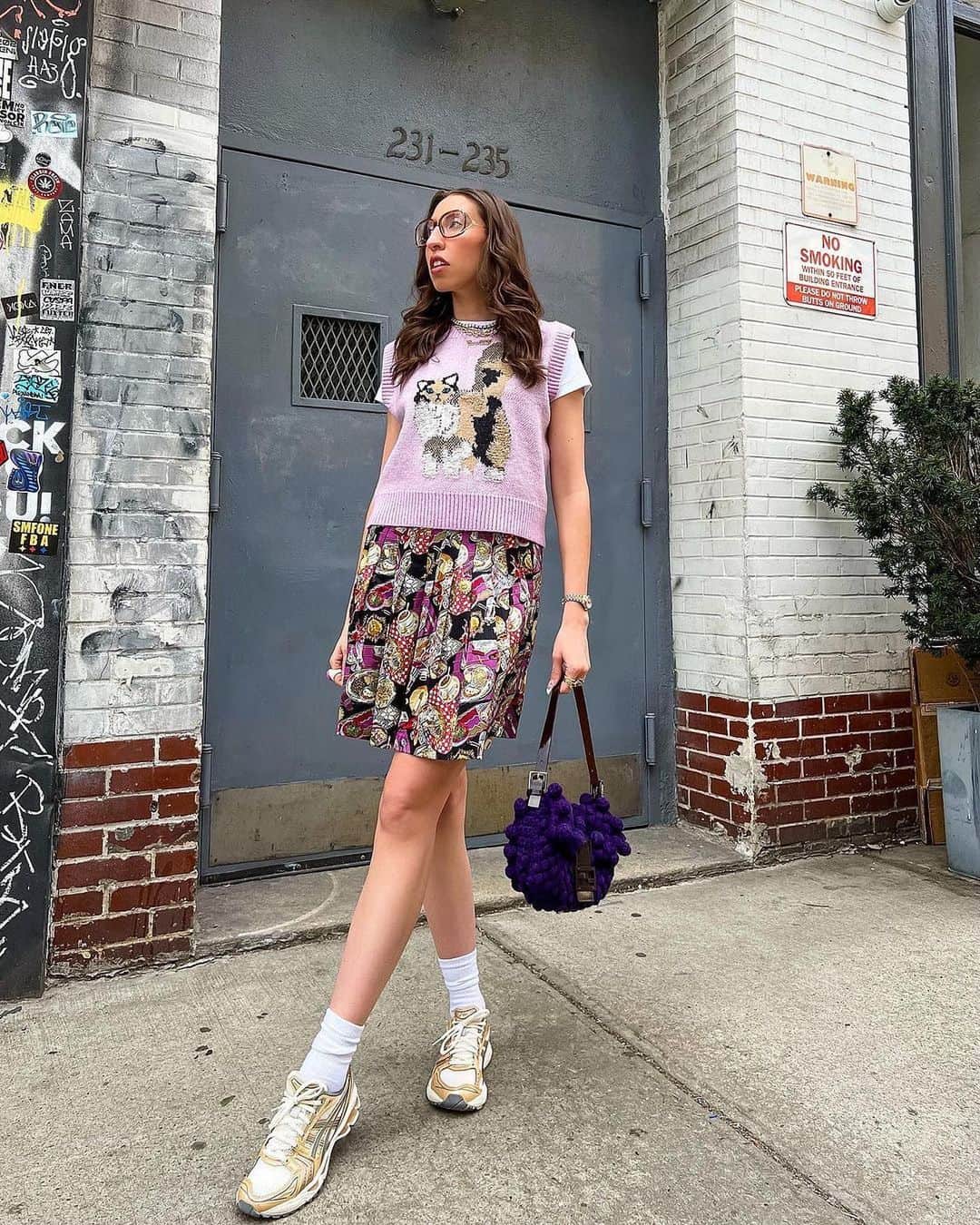 ニコールミラーのインスタグラム：「Add a touch of ✨nostalgia✨ to your outfit! We love how @cvazzana styled this vintage NM skirt.  #NicoleMiller #uptowngirl #downtowngirl #nycfashion #nycstreetstyle #vintagestyles」