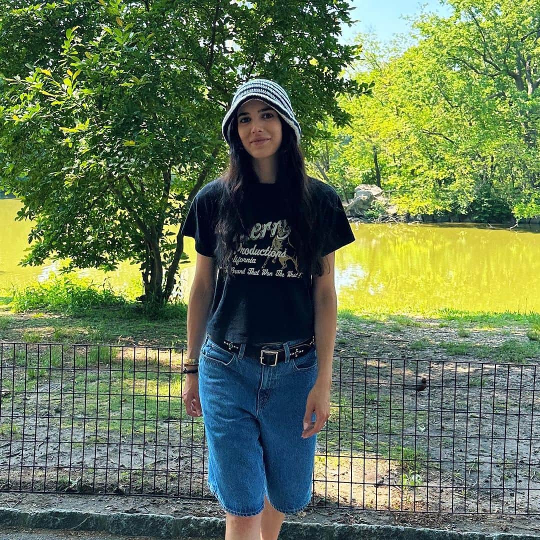 ローレン・ペルツさんのインスタグラム写真 - (ローレン・ペルツInstagram)「Snow in the Spring in New York 🗽」6月1日 8時27分 - laurenperez
