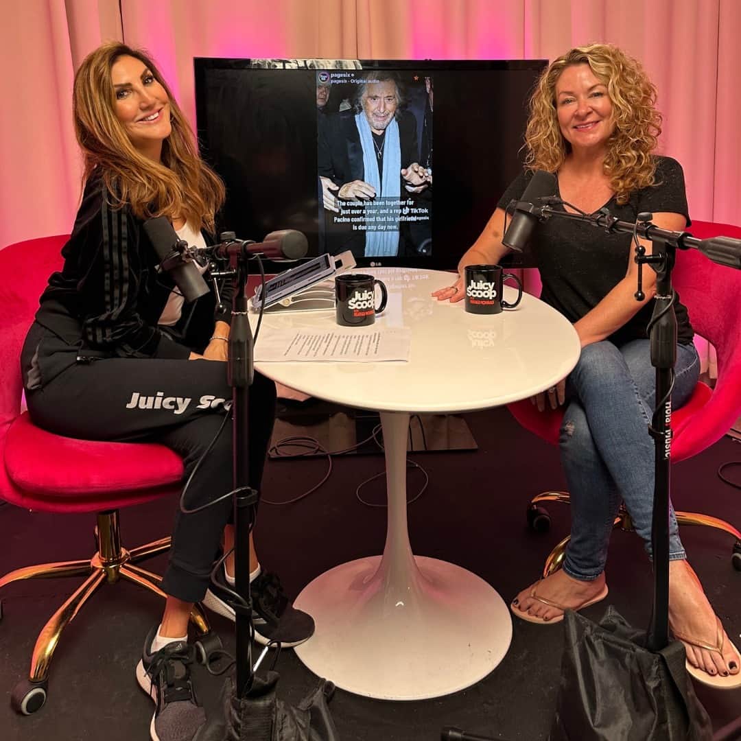 ヘザー・マクドナルドのインスタグラム：「Sarah Colonna and I talk about 82-year-old Al Pacino and his 29-year-old baby mama. Bethenny Frankel makes a false claim about me in her comments, and I have the receipts to prove it. Erika Jayne’s new elderly man says they are just friends, but his past is crazy and juicy. Raquel is allegedly now sending postcards to Tom and Ariana’s house. Teresa accuses Joe and Melissa of having a hand in her and Joe Guidice going to prison. My favorite dwarf/child/adult adoption story continues. Is Jlo dressing like Jennifer Gardner now? Are makeup artists going to be required to identify as the person whose makeup they are doing to get hired in Hollywood? @sarahcolonna1 #comedy #juicyscoop #erikajayne #realhousewives #bravo #realhousewivesofatlanta #vanderpumprules #rachel #drama #gossip #hollywood #teamariana #sugardaddy #vegas #podcast #explore」