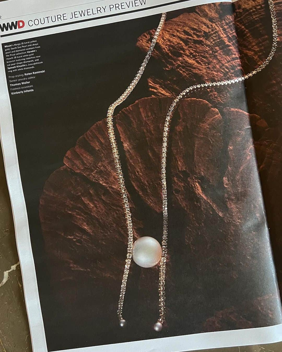 M I Z U K Iのインスタグラム：「What an amazing way to start Couture show in Las Vegas !!!  Thank you 🤍 @wwd for a stunning feature of Prive necklace Margo in WWD Couture Jewelry Preview Issue!  Thank you! @twallz21 @kalen_k_  #thisiscouture  #wwd #mizuki #mizukijewels #mizukijewelry #prive」