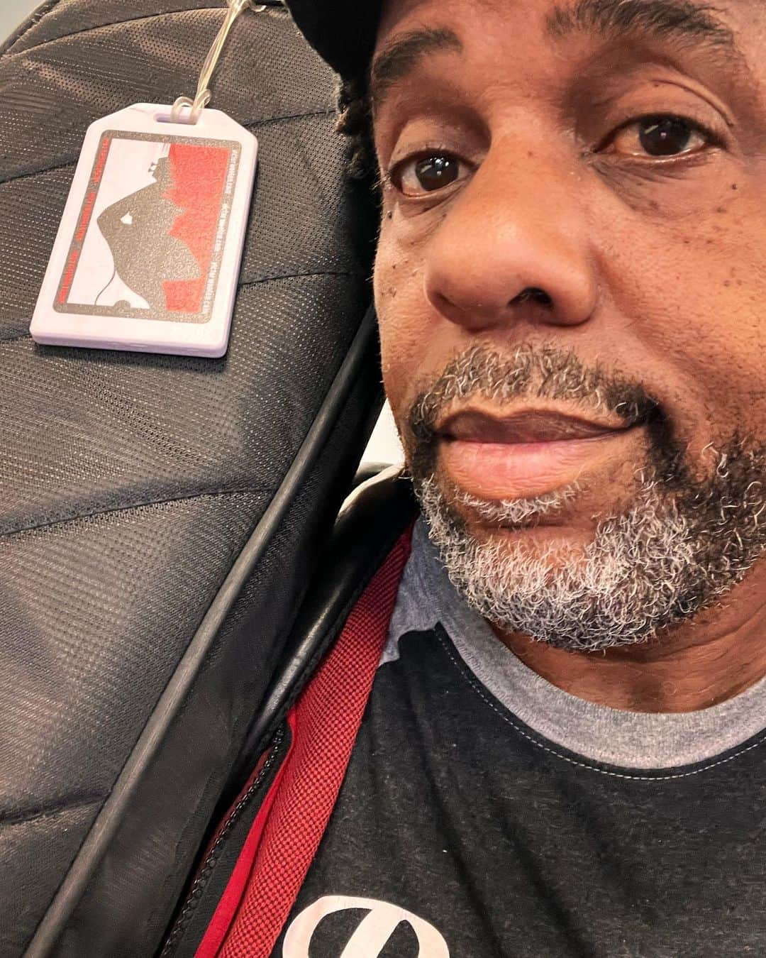 ヴィクター・ウッテンのインスタグラム：「It’s a travel day to Brisbane.  #thewootenbrothers  #wootenbrothers  #victorwooten」