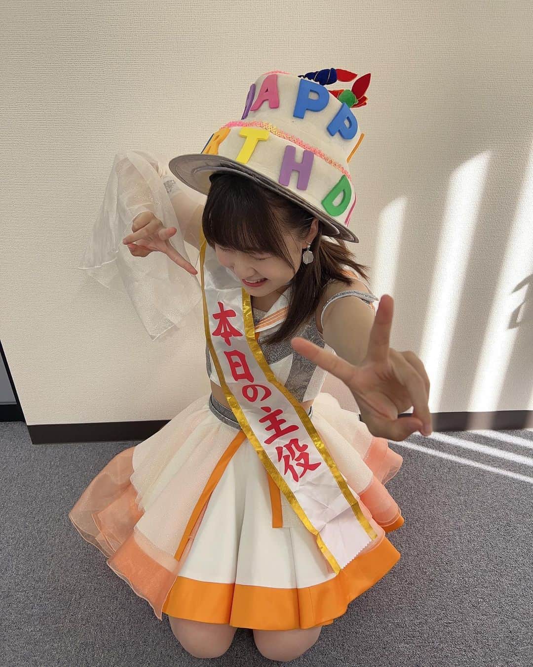 新倉愛海さんのインスタグラム写真 - (新倉愛海Instagram)「20歳になりました🤭🧡 ⁡ #アプガ2 #にきちゃん #誕生日 #20歳  #Japaneseidol #birthdaygirl 🎂✨」6月1日 11時09分 - ami_niikura_uug2ki