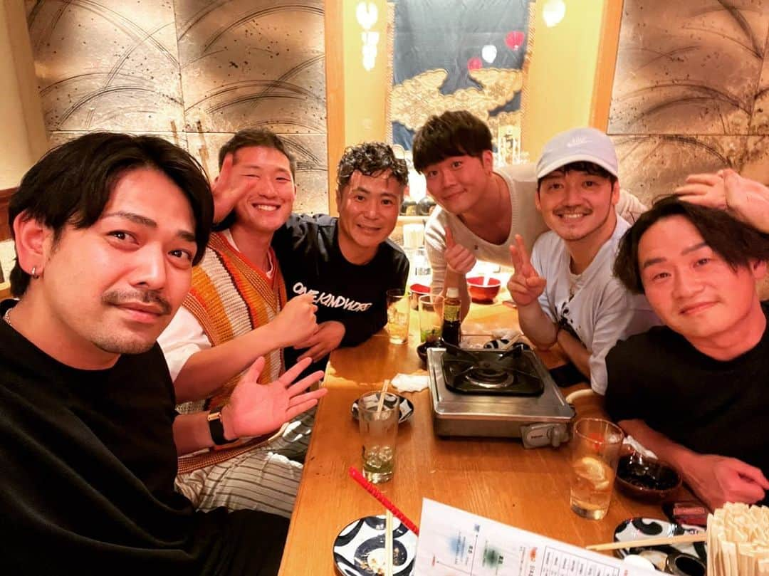 三浦孝太さんのインスタグラム写真 - (三浦孝太Instagram)「ピカピカ新入社員中島くんの歓迎会 中島くんは歌手になるという夢が 歌を聴きましたが ものすごく上手いです いつかインスタに載っけますが 本当に上手いので頑張って欲しい  夢がある清掃員 みんなかっこよい」6月1日 11時16分 - kota_3ura