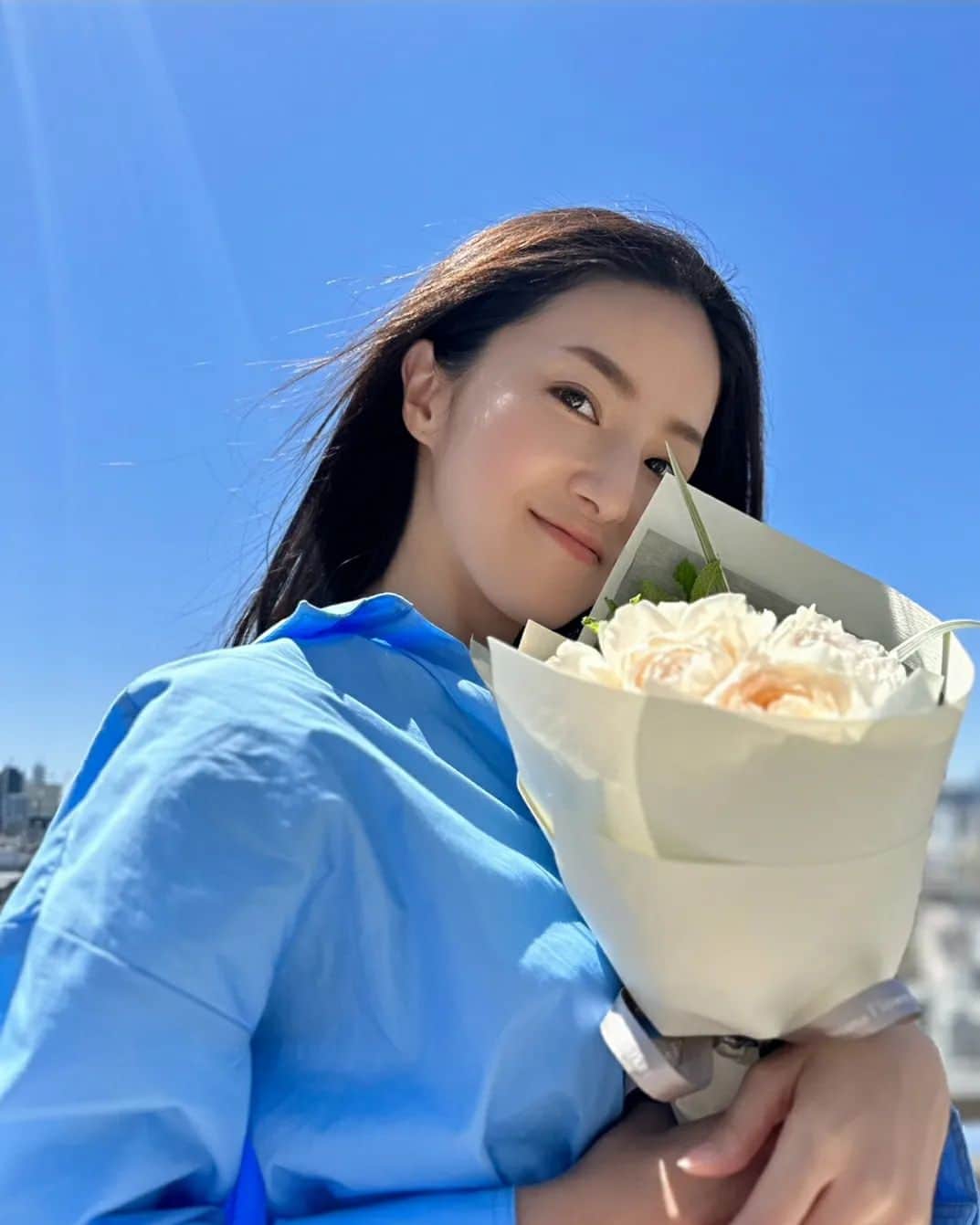 滝沢杏弥のインスタグラム：「先日、38歳になりました。 皆様いつも支えていただきありがとうございます🤍 残りの30代もしっかりと目標をもって楽しんでいきたいと思います！ これからもよろしくお願いします😊 #birthday」
