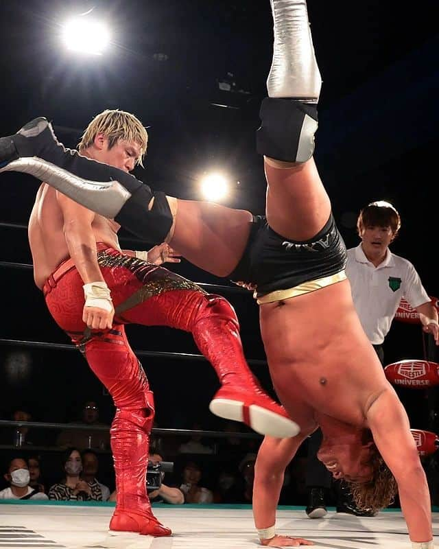 プロレスリング・ノアさんのインスタグラム写真 - (プロレスリング・ノアInstagram)「2023.5.31 新宿FACE 【SUNNY VOYAGE 2023】  拳王vs中嶋“金剛のケジメ”大激闘45分フルタイム。 プロレスで語り合った両雄に場内からは鳴り止まない拍手。 . . 🖥見逃し配信はWRESTLE UNIVERSE‼️ 👀https://www.wrestle-universe.com/lives/nH9SQuHBtYnYiBrnXjmEJ2 . ■プロレスリング・ノア大会スケジュール・チケット詳細はこちら↓ https://www.noah.co.jp/schedule/ -詳しくはプロフィール画面に記載のURLからご覧ください- . 🔥NOAHを見るならWRESTLE UNIVERSE‼️🔥 . 🖥️【WRESTLE UNIVERSEはこちら】 👀https://www.wrestle-universe.com/ . . Hello to all Pro-Wrestling fans overseas!! WRESTLE UNIVERSE ,the leading wrestling video subscription site,Please register!! . ⏯️WRESTLE UNIVERSE is here!! 👀https://www.wrestle-universe.com/ . . . #noah_ghc #プロレスリングノア #prowrestlingnoah #プロレス #prowrestler #prowrestling #ABEMA #wrestleUNIVERSE #プロレスフォト #instaprowrestling」6月1日 11時52分 - noah_ghc