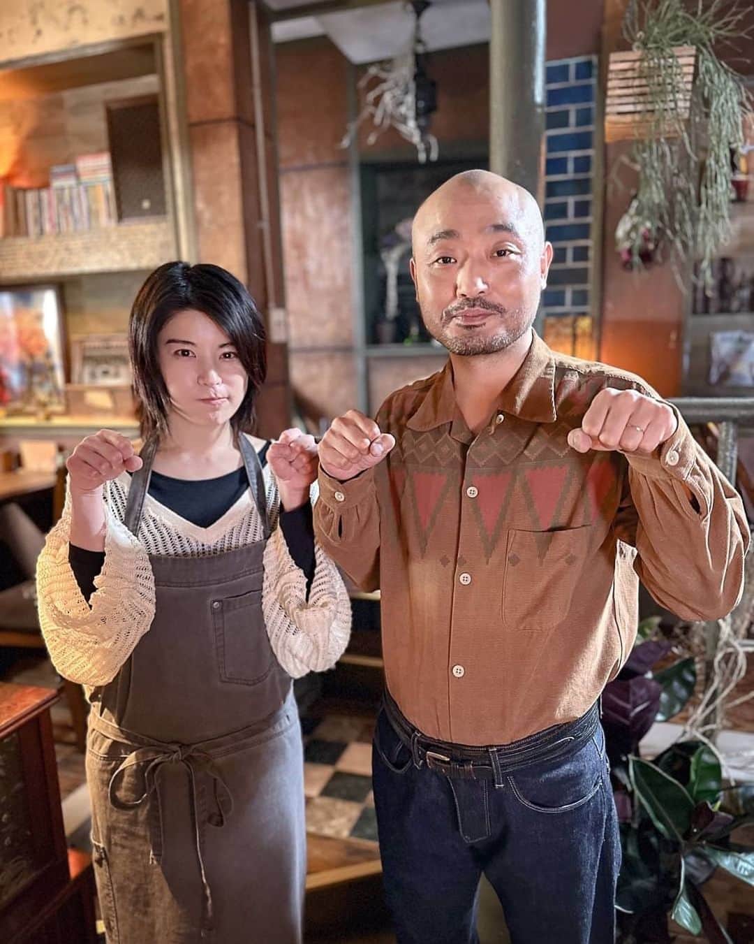 あなたがしてくれなくてものインスタグラム：「． 🫧 #あなたがしてくれなくても 🫧  今朝の「めざましじゃんけん」で グーを出したら猫の手になってしまった🐈 #さとうほなみ さんと #宇野祥平 さんの レアな２ショットを📸  📣 ７話の #TVer 見逃し無料配信は 　　今夜２２時まで！ 　　まだの方ももう一度見たい方も 　　お見逃しなく👀✨ 📺１〜３話も変わらず無料配信中 　　プロフィール欄のリンクからチェック！」