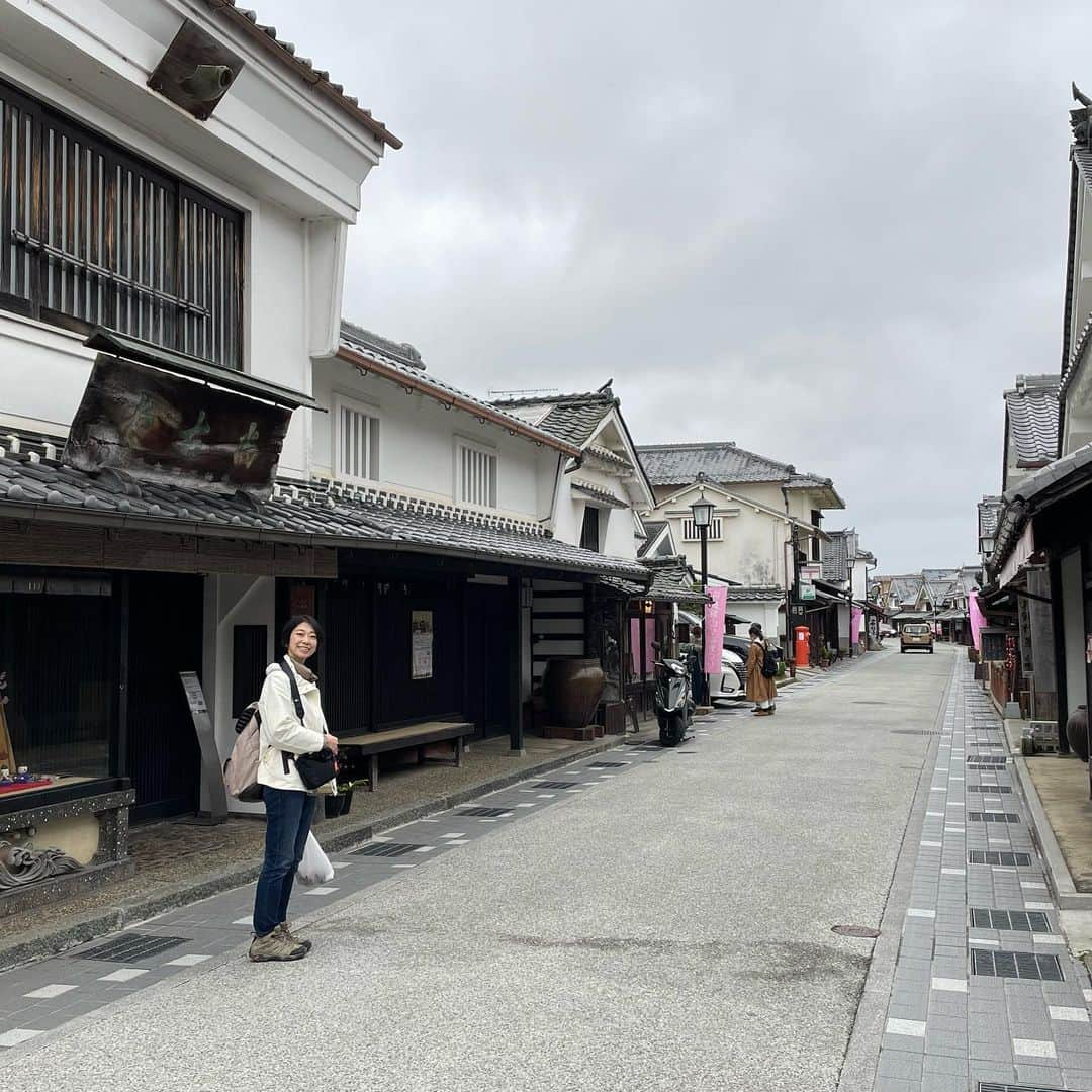 谷口礼子さんのインスタグラム写真 - (谷口礼子Instagram)「【掲載情報】 バスジャパンハンドブック『神姫バス』が発売されます！ 今回も巻末の紀行編の執筆を担当させていただき、春の海景色・山景色を、一泊二日のバス乗り降り旅で巡りました。  全国書店でお求めいただけます！ ぜひご覧ください！  https://ameblo.jp/jako-jako/entry-12805551287.html  #BJハンドブック #谷口礼子 #バスジャパンハンドブック #神姫バス」6月1日 12時51分 - manekijako