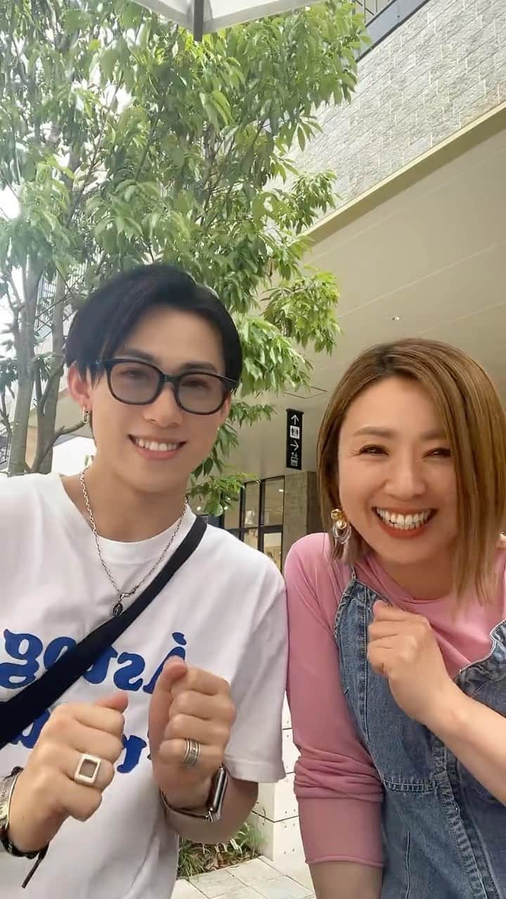 りゅうとのインスタグラム：「mom🤣」