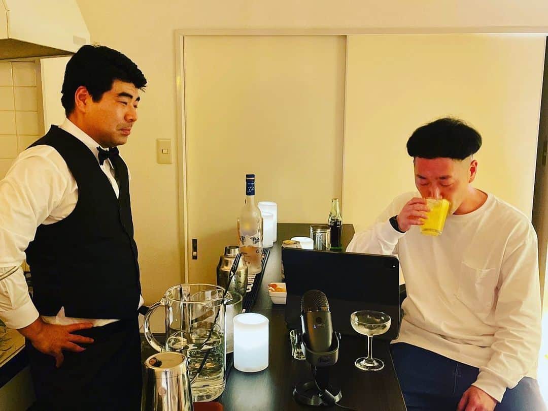 井元英志のインスタグラム：「ひるちゃんBAR生配信ありがとうございました☺️「天使のキン○マ」うますぎました！☺️ #インポッシブルYouTube生配信 #ひるちゃんBAR #天使のキ○タマ #キ○タマ♾ #キ○タマインフィニティ」