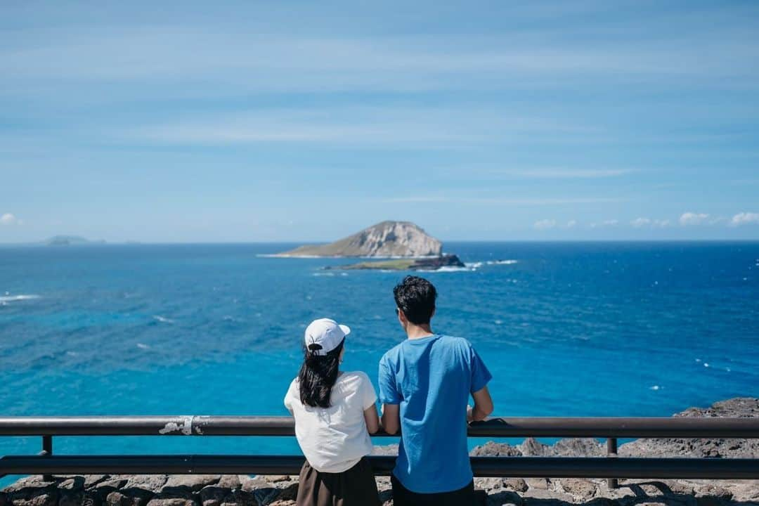 岩間恵さんのインスタグラム写真 - (岩間恵Instagram)「後ろ姿シリーズ🌊  ひとつ前の投稿にたくさんのコメント ありがとうございました✨ 良い週末をお過ごしください😽  photo by @sakaken   #もう6月 #あっという間だね #背中で語る #なんつて」6月1日 23時38分 - iwamame