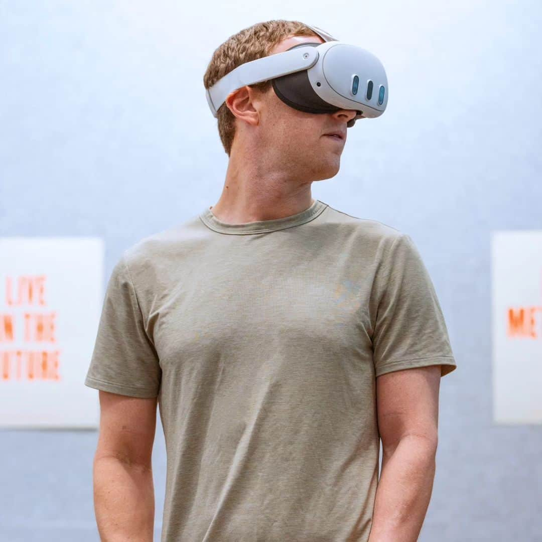 マーク・ザッカーバーグのインスタグラム：「Some moments building and playing with Quest 3 over the last year. It's a real breakthrough in bringing mixed reality to everyone.」