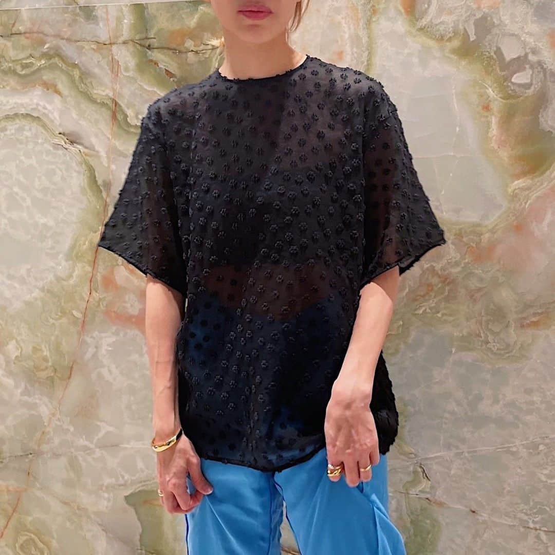 H BEAUTY&YOUTHさんのインスタグラム写真 - (H BEAUTY&YOUTHInstagram)「＜H BEAUTY&YOUTH＞  FLOWER JACQUARD TANK ¥20,900 Color: BLACK Size: FREE (着用スタッフ: 161cm)  FLOWER JACQUARD BLOUSE ¥25,300 Color: BLACK Size: FREE  #H_beautyandyouth #エイチビューティアンドユース @h_beautyandyouth  #BEAUTYANDYOUTH #ビューティアンドユース #Unitedarrows #ユナイテッドアローズ #zuluandzephyr  #gabrielaartigas  #charlottechesnais #palomabarcelo」6月1日 15時31分 - h_beautyandyouth