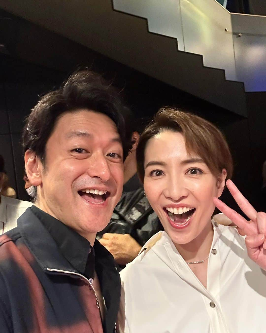 石丸幹二さんのインスタグラム写真 - (石丸幹二Instagram)「チギちゃん ハーマイオニー完走おめでとう㊗️ あなたとのシーンは毎回🏓卓球のラリーをしているみたいで面白かった‼️ そして『早霧せいな』としてのゴールテープを切ったんだね  うんうん  次なる活動がチギちゃんにとって素晴らしいものになりますように！  ありがとう  ハリー幹二」6月1日 15時52分 - team_kanji_ishimaru