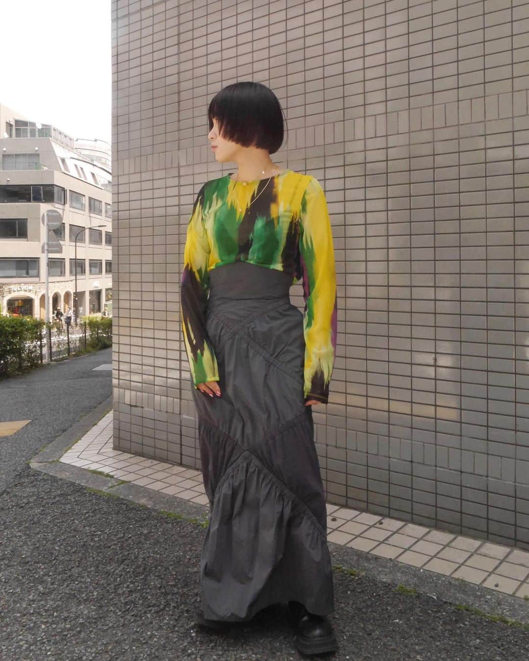 MIDWEST TOKYO WOMENのインスタグラム：「@yohei_ohno  midwest exclucive xx skirt in stock 🩶」