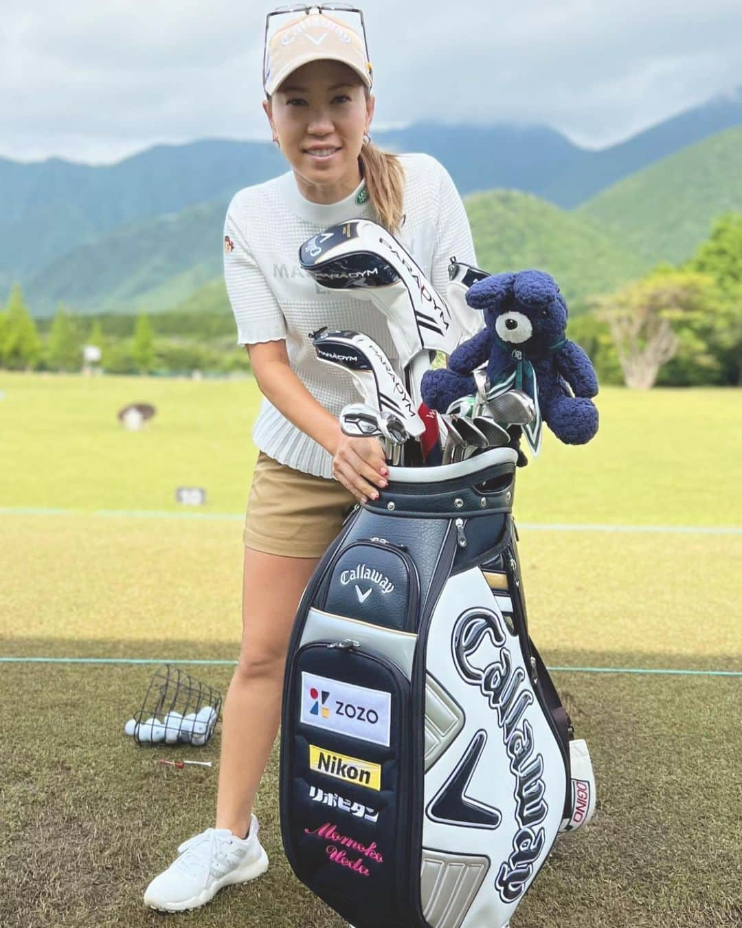 上田桃子さんのインスタグラム写真 - (上田桃子Instagram)「new bag!!!  今週からこのキャディーバックです☺︎ 頑張るぜぃ💪  #callawaygolf #jlpga #golfplayer」6月1日 17時20分 - momoko3030