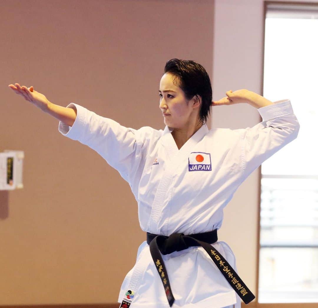 清水希容さんのインスタグラム写真 - (清水希容Instagram)「アジア選考が終わり、アジア大会へ出場が決まりました。  一戦一戦に気持ちを込めて 今ある力を出しきれる様に、精一杯頑張ります！  連戦が続きますが、目の前の大会に全力を注げるようにしっかりコンディション整えていきます！  After the Asian selection process, I was able to decide to participate in the Asian Karate championship.  Put your heart into each match I'll do my best to bring out the power I have now!  We will continue to play in a row, but we will prepare ourselves well so that we can concentrate on the match in front of us!  #karate#kata#Asia #空手#形#アジア」6月1日 17時31分 - kiyou_1