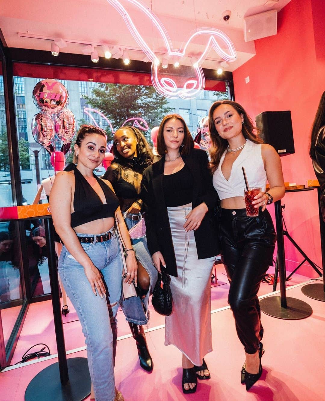 TALLY WEiJLさんのインスタグラム写真 - (TALLY WEiJLInstagram)「Let's just say, we took Zurich by storm and left a trail of unstoppable vibes and unforgettable memories in our wake🌪️💕⁠ ⁠ #bunniesnightout #store #shopping #fashion #zurich」6月1日 17時40分 - tally_weijl