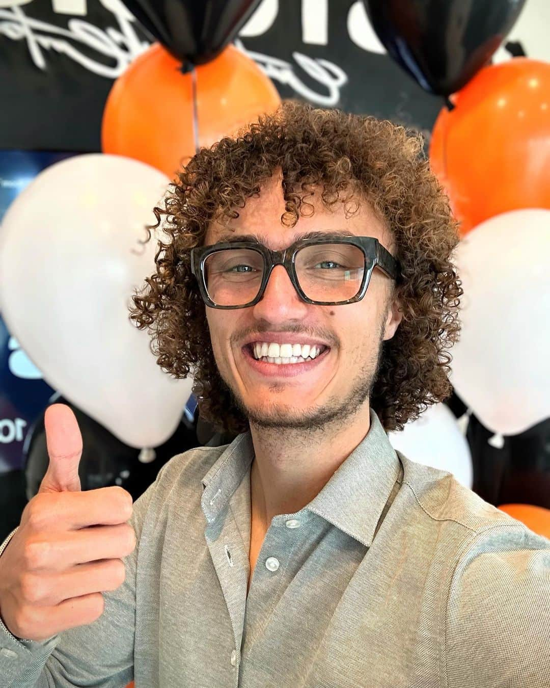 Kwebbelkopさんのインスタグラム写真 - (KwebbelkopInstagram)「28 years old! 🥳」6月1日 18時00分 - kwebbelkop