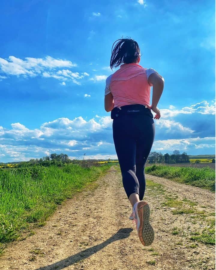 のインスタグラム：「📸: @martastyleee. Wanna see YOUR photos here? Send to DM @runplanet 👈」