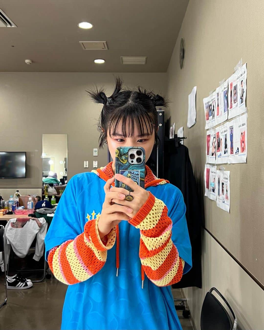 光永のインスタグラム：「キッズモデルぐらいポップで可愛い衣装と髪型にしてもらった🌈🥴💖  @atmos.pink_official の激アツビッグイベント《atmos pink DANCE ACADEMY SHOW supported by NIKE》でした👟🩶 ダンス×スニーカー×ファッションの素晴らしいコラボレーション👏🏻 スーパーダンサーの皆様に混じって、コラボトークMCさせて頂きました🎤❣️ ラブリーカッコいい御三方、一瞬で大好きになりました。 ㅤㅤㅤㅤㅤㅤㅤㅤㅤㅤㅤㅤ 空き時間は、至極のパフォーマンスを2階席や舞台袖で見学させてもらえる最高仕事でした🥳 ㅤㅤㅤㅤㅤㅤㅤㅤㅤㅤㅤㅤ #atmospink #atmospinkdanceacademyshow  #NIKE #カラフルコーデ #zeppdivercity」