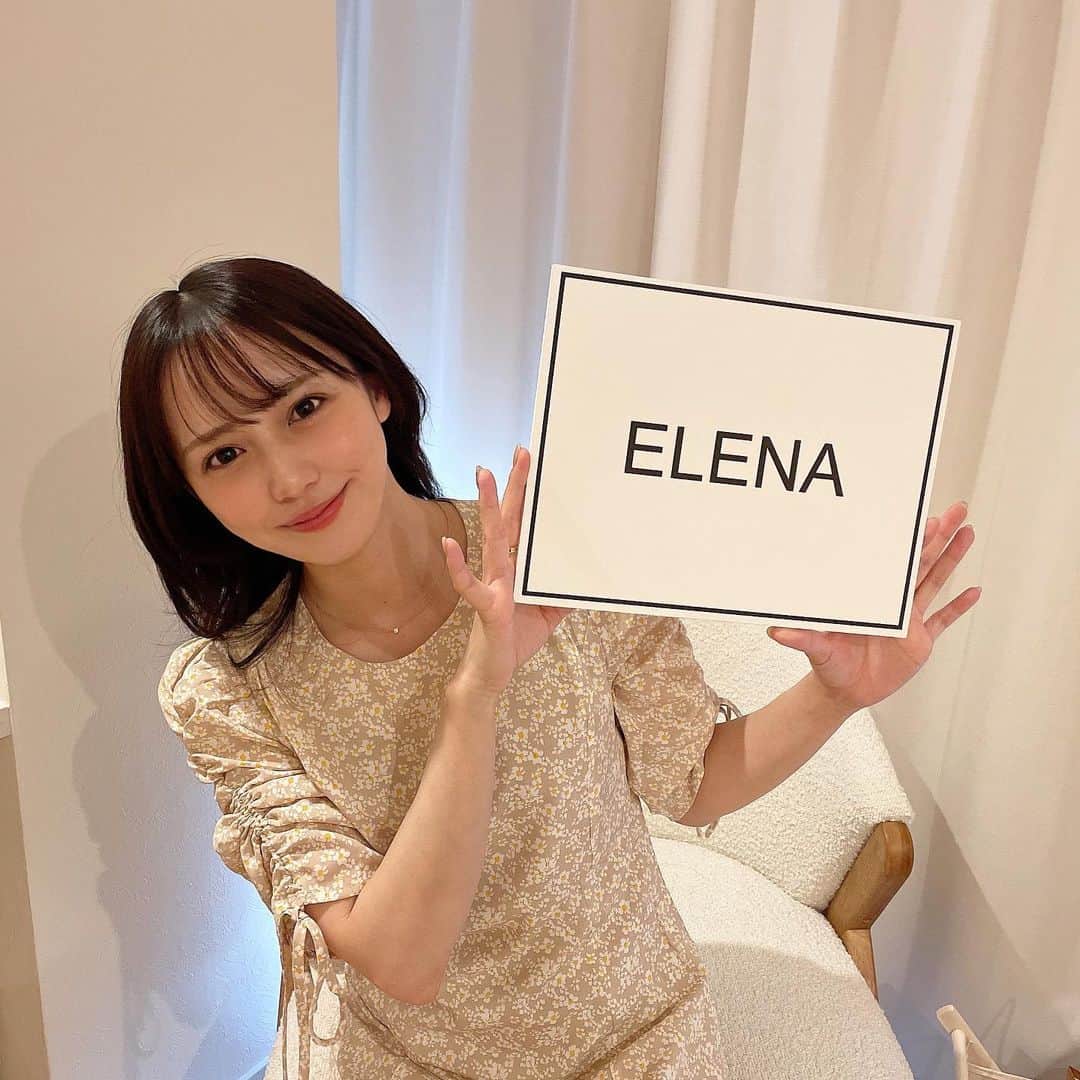 奥仲麻琴のインスタグラム：「. ELENAにカラダのメンテナンス行ってきたよ！ 今回は腰、腸、安定の首肩もオイルでほぐしてもらってすっきり..🥹 いつも担当して頂いているのは 大好きな、ななさん @elena4.nana 🤍  @elena.4beauty」
