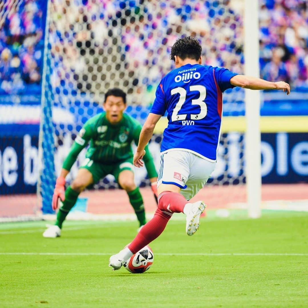 横浜F・マリノスさんのインスタグラム写真 - (横浜F・マリノスInstagram)「Side attacks⚡️⚡️ #fmarinos #Ｊリーグ #エウベル #ヤンマテウス #宮市亮 #水沼宏太」6月1日 19時34分 - yokohamaf.marinos