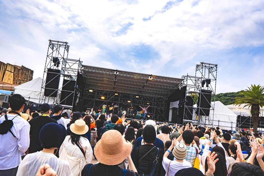 ズーカラデルさんのインスタグラム写真 - (ズーカラデルInstagram)「【森道写真📷】 2023/5/27 『森、道、市場2023 』  📸Photo by chihiro (@chiro1203.jp )  #森道市場 #ズーカライブ #ズーカラデル」6月1日 19時40分 - gooutzoo