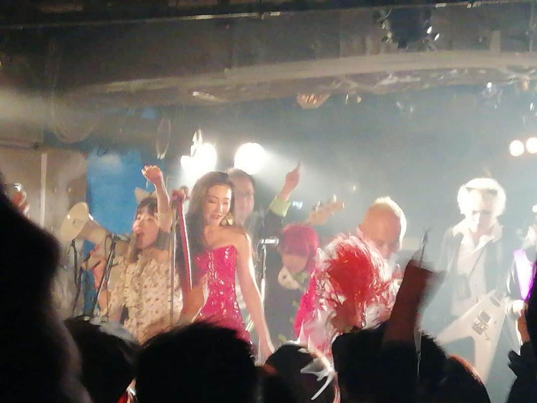 福山理子さんのインスタグラム写真 - (福山理子Instagram)「大好きな友達、陽子ちゃんが、撮ってくれたLIVEの写真。あたしに、耳生えてた👂 実際あったら面白いのになぁ #ガチンコバンドクラブ これからレコーディングです♪  #ガチンコバンドクラブ #新宿ロフト #新宿ロフトワンマンライブ #ボンテージ #エナメル #女王様」6月1日 19時43分 - rikofukuyama